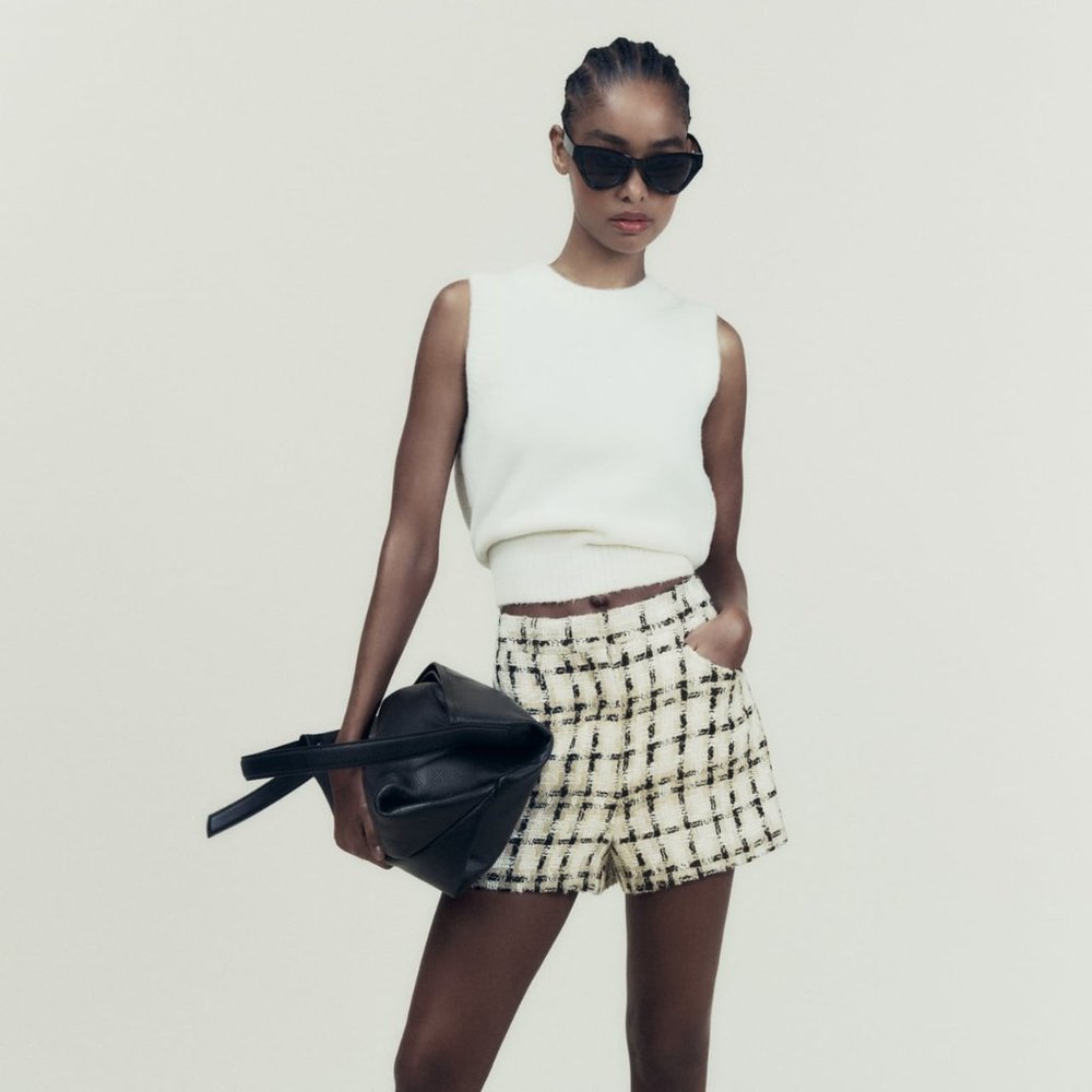 NWT Zara - High Rise Textured Weave Plaid Shorts Size Medium